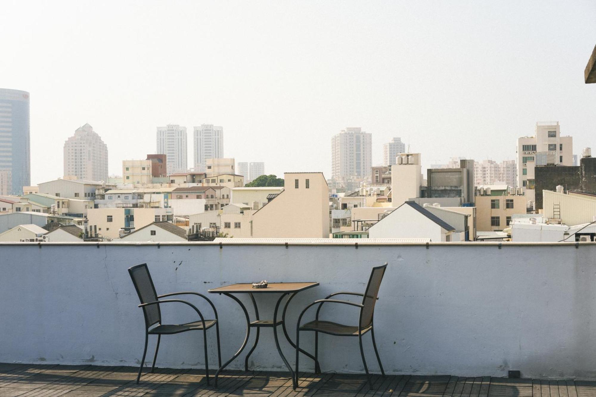 Loft18 Hostel Tainan Zewnętrze zdjęcie