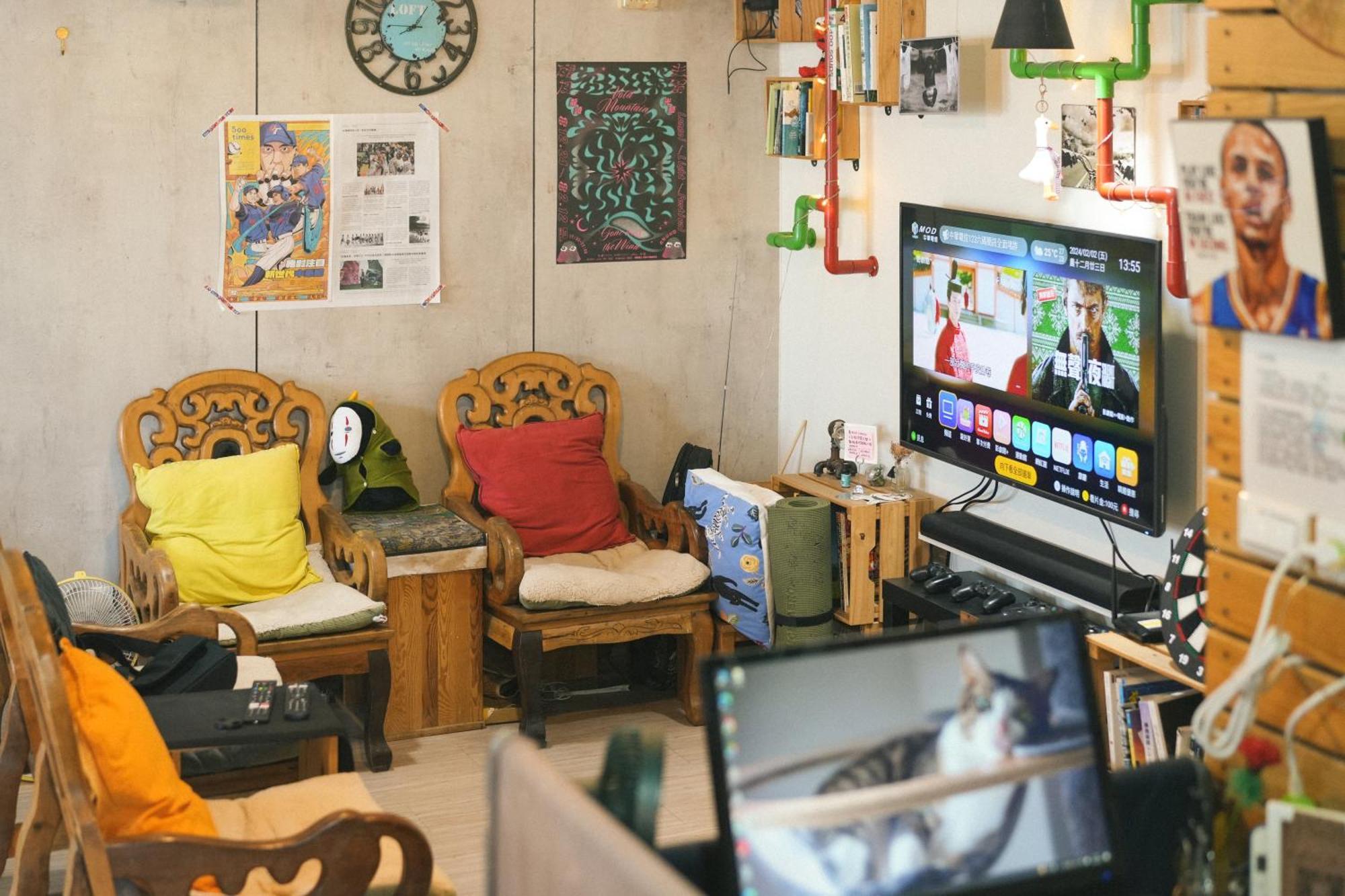 Loft18 Hostel Tainan Zewnętrze zdjęcie